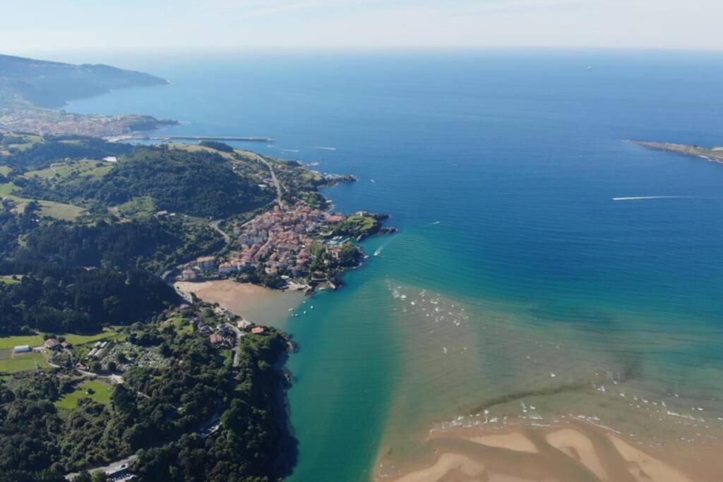 Vive El Puerto De Mundaka Con Parking Gratuito!!! Apartment Luaran gambar